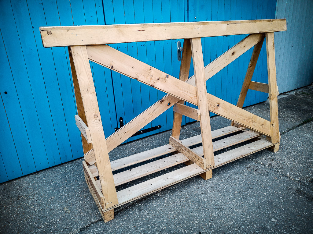 Palettenbock für Leder - Holzverarbeitung und Kleintransporte Peter Teubner - HVT Pöllwitz