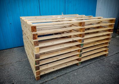 Paletten im Sondermaß - Holzverarbeitung und Kleintransporte Peter Teubner - HVT Pöllwitz